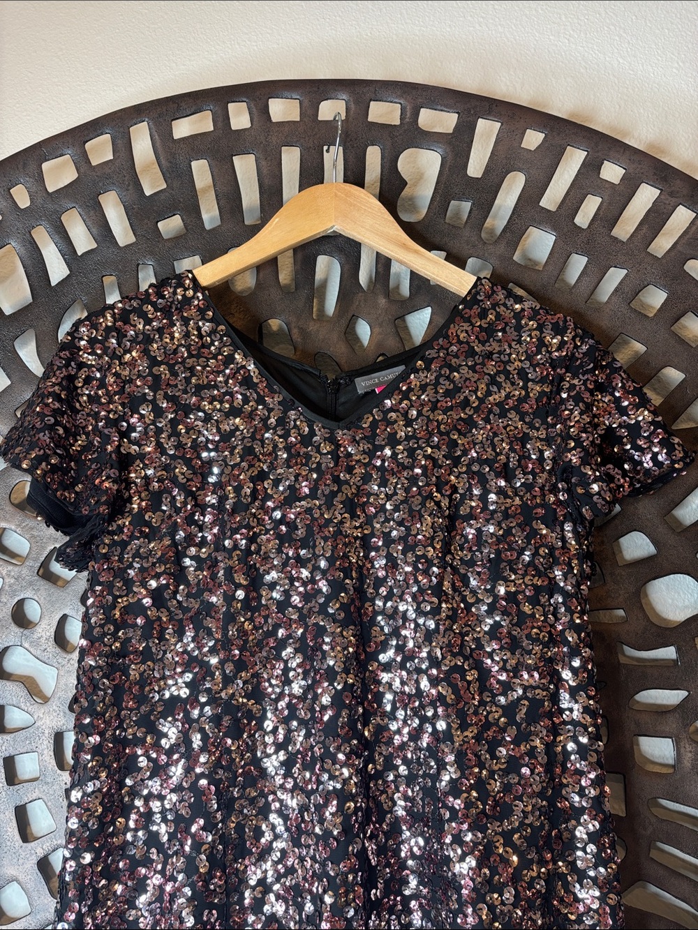 🖤 Vince Camuto Rose Gold Sequin Midi Dress NWT Size 6 Lined Cocktail Party 🖤 - Picture 2 of 14